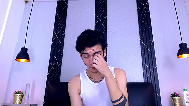 Feiccer_Castquer live XXX chat