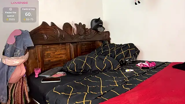 Chat XXX en directo de boss-thebitch