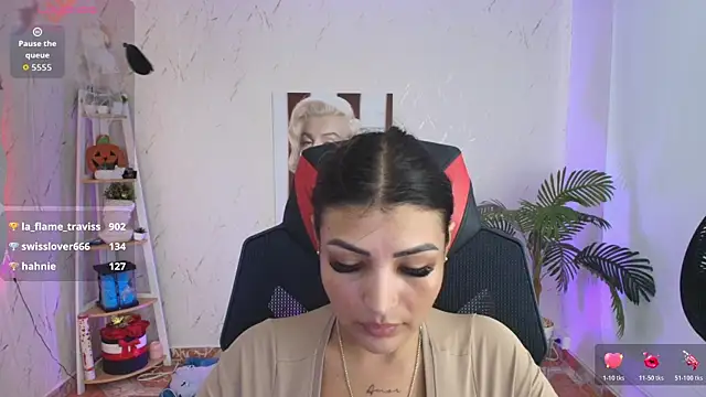 Živý XXX chat SALOOMEE__