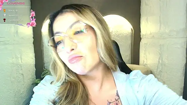 Онлайн чат XXX isabella__r