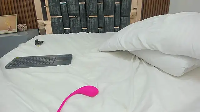 Dulce_Glamor_ Pertunjukan Webcam