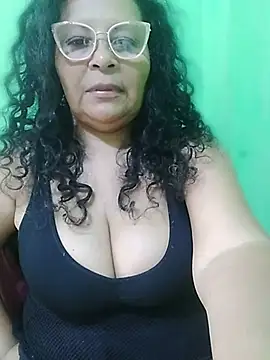 Amarantha25 live XXX chat