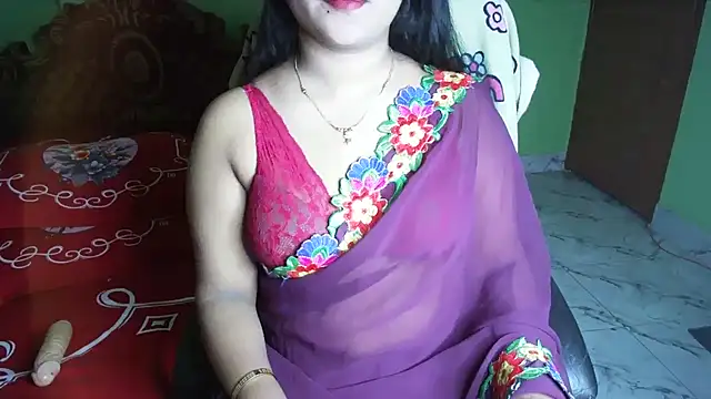 BengaliQueenStarのライブXXXチャット