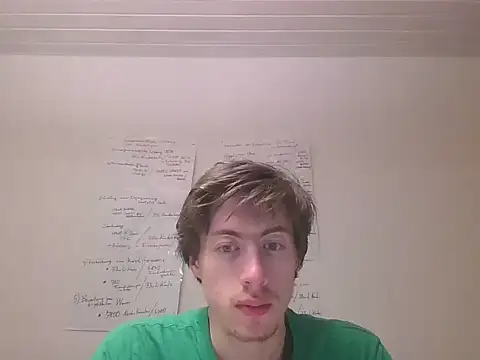 VelvetRagottiOG Show in webcam