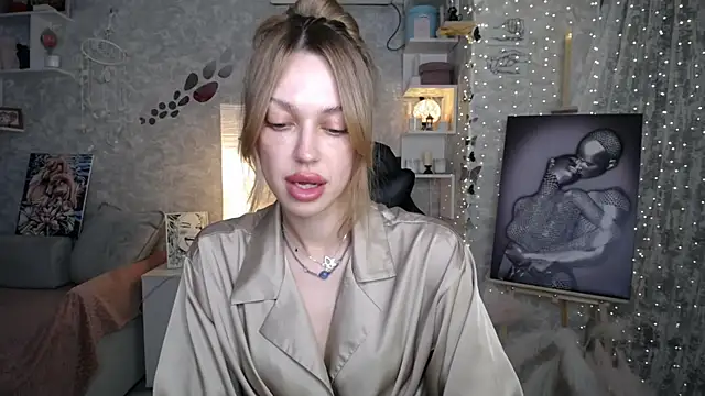 Chat +18 de NickyAdamidi ao vivo