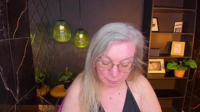 NataliMellow's Live XXX Chat