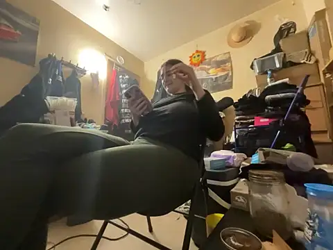 Snowbunnycake_131 网络视讯表演