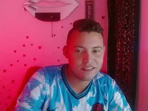 sven_fox723 live XXX chat