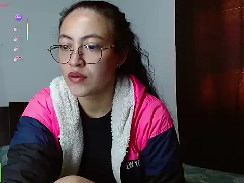 Amitlu_ Chat XXX in diretta
