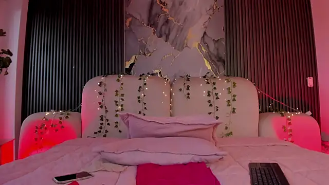 CarolineFyre – Naživo XXX chat
