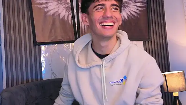 عرض كام demian_hot99
