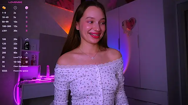 Онлайн чат XXX soffy__kisss