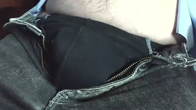 hairyandtiny's Live XXX Chat