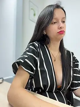 Soy_Sara7 Chat XXX in diretta