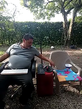 Show Webcam de hotandfierylatinos2023