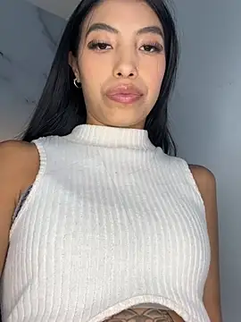 Tiffany_Low élő XXX-chatje