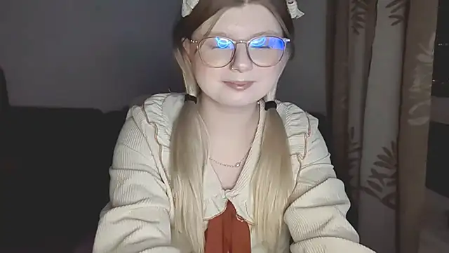 YukiBlush's Live XXX Chat