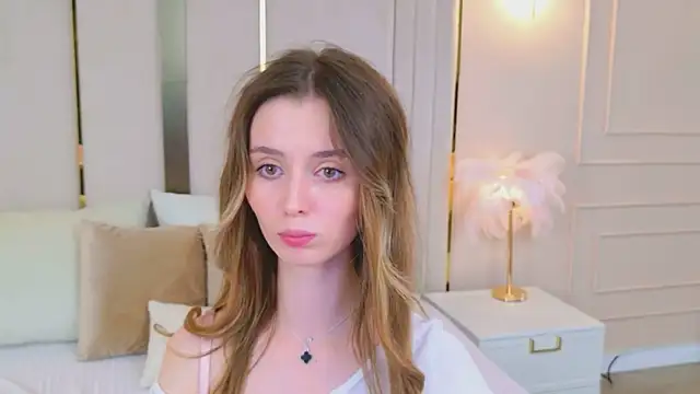 MarybethSnow's Webcam Show