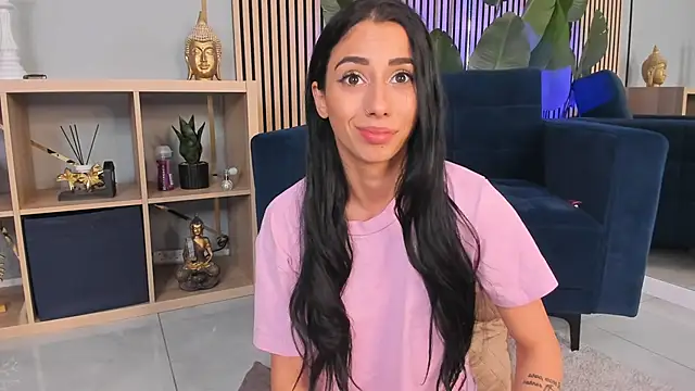 TiaCyrrus Webcam show