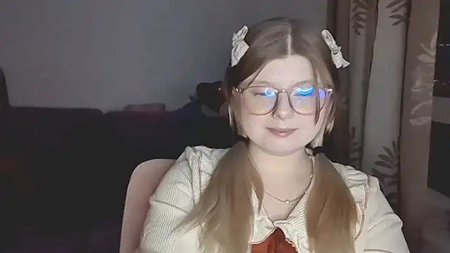 Chat XXX en directo de YukiBlush