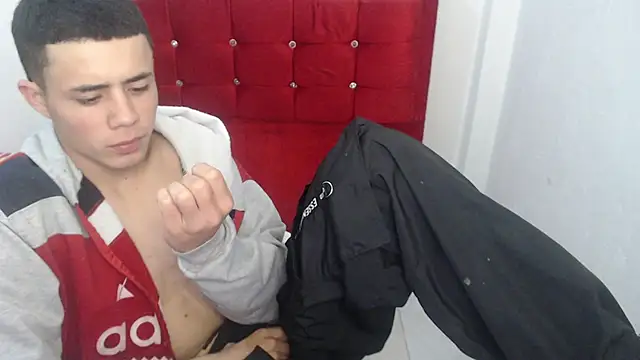 Jairito_989's Live XXX Chat