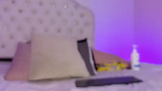 Axarasss_ élő XXX-chatje