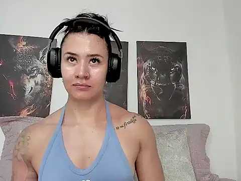 AngelMartinss Adlı Modelin Canlı XXX Sohbeti