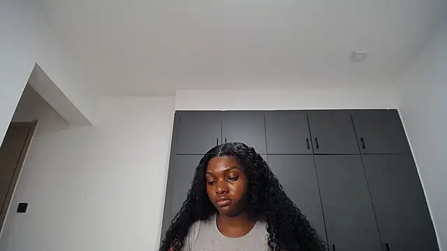 Pretty_Liya08's Webcam Show
