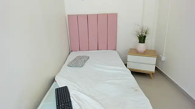 Mindy_Claker Chat XXX live