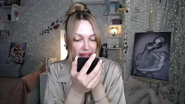 Chatroom XXX en direct de NickyAdamidi