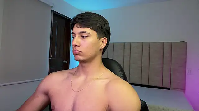 CHRIS_MORGAN1's Webcam Show