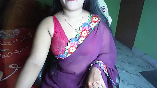 BengaliQueenStar's Live XXX Chat