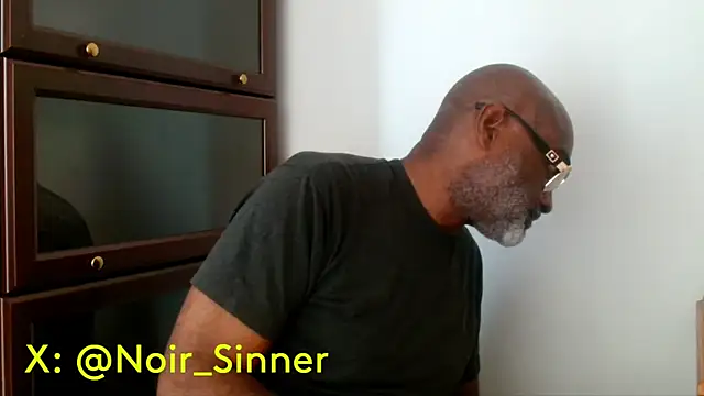 sinnernoir Chat XXX in diretta