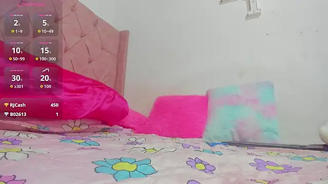 solpeich Adlı Modelin Canlı XXX Sohbeti
