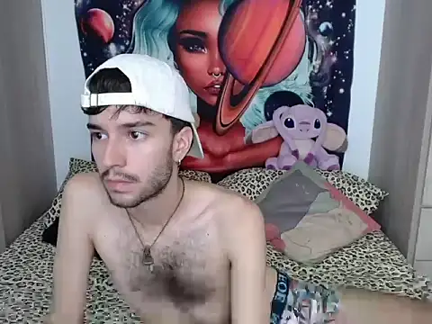 Chat XXX ao vivo de Adrien_polo