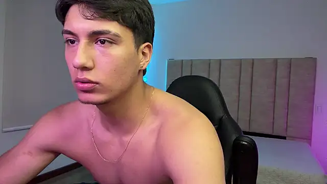 Czat XXX na żywo – CHRIS_MORGAN1