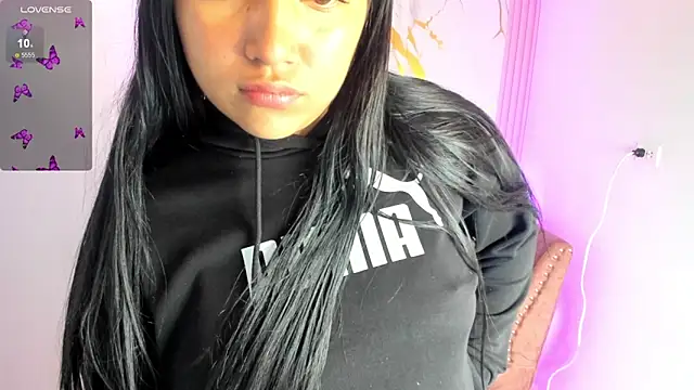 Lizzie_m Chat XXX in diretta
