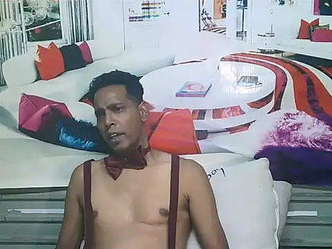 Вебкам-шоу IndianHunk01