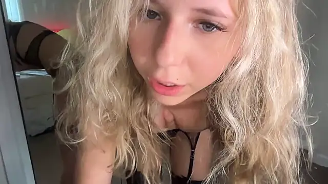 anyaa777 现场XXX聊天