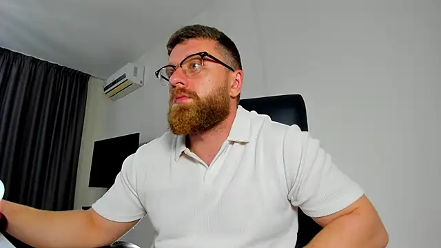Czat XXX na żywo – Findom_guy