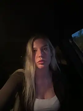 Chloemillerrxx Webcamshow