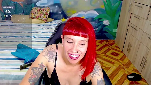 Eimy_lorens' Live XXX Chat