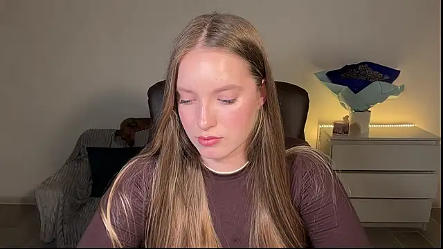 EvaMaddison's Live XXX Chat