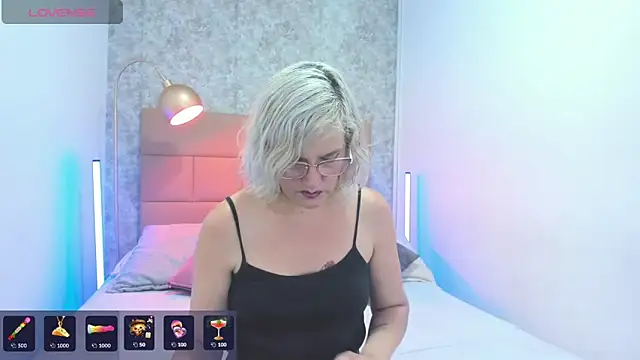 CarolinaGlamour Chat XXX live