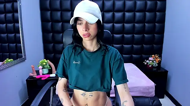 Dulce_Miaa_ Chat XXX in diretta