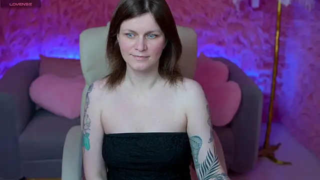 TinaMelt's Webcam Show