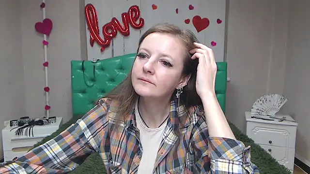 MeganPirs élő XXX-chatje
