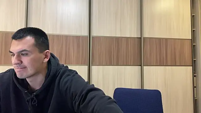 Adam_ice: απευθείας συνομιλία ΧΧΧ