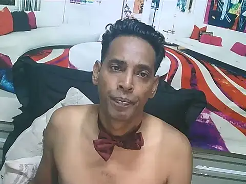 IndianHunk01's Live XXX Chat