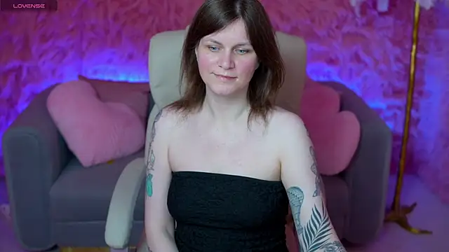TinaMelt live XXX chat